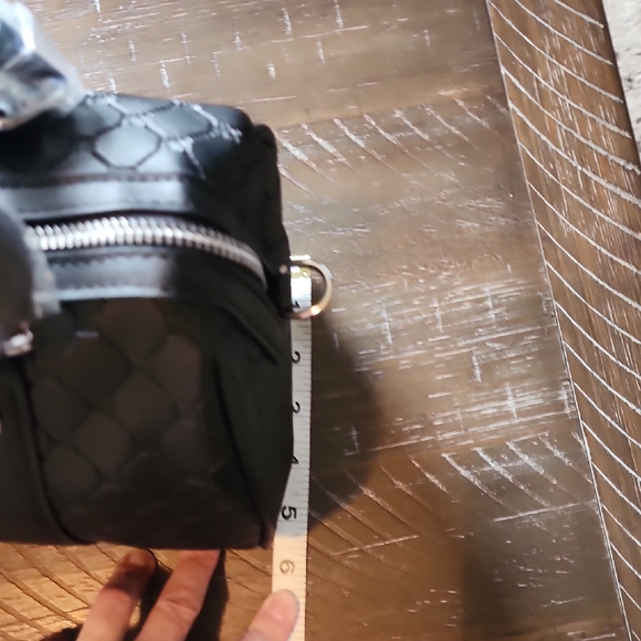 Steve Madden Black Quilted Design Faux Leather Women's Satchel Bag - Picture 8 of 9